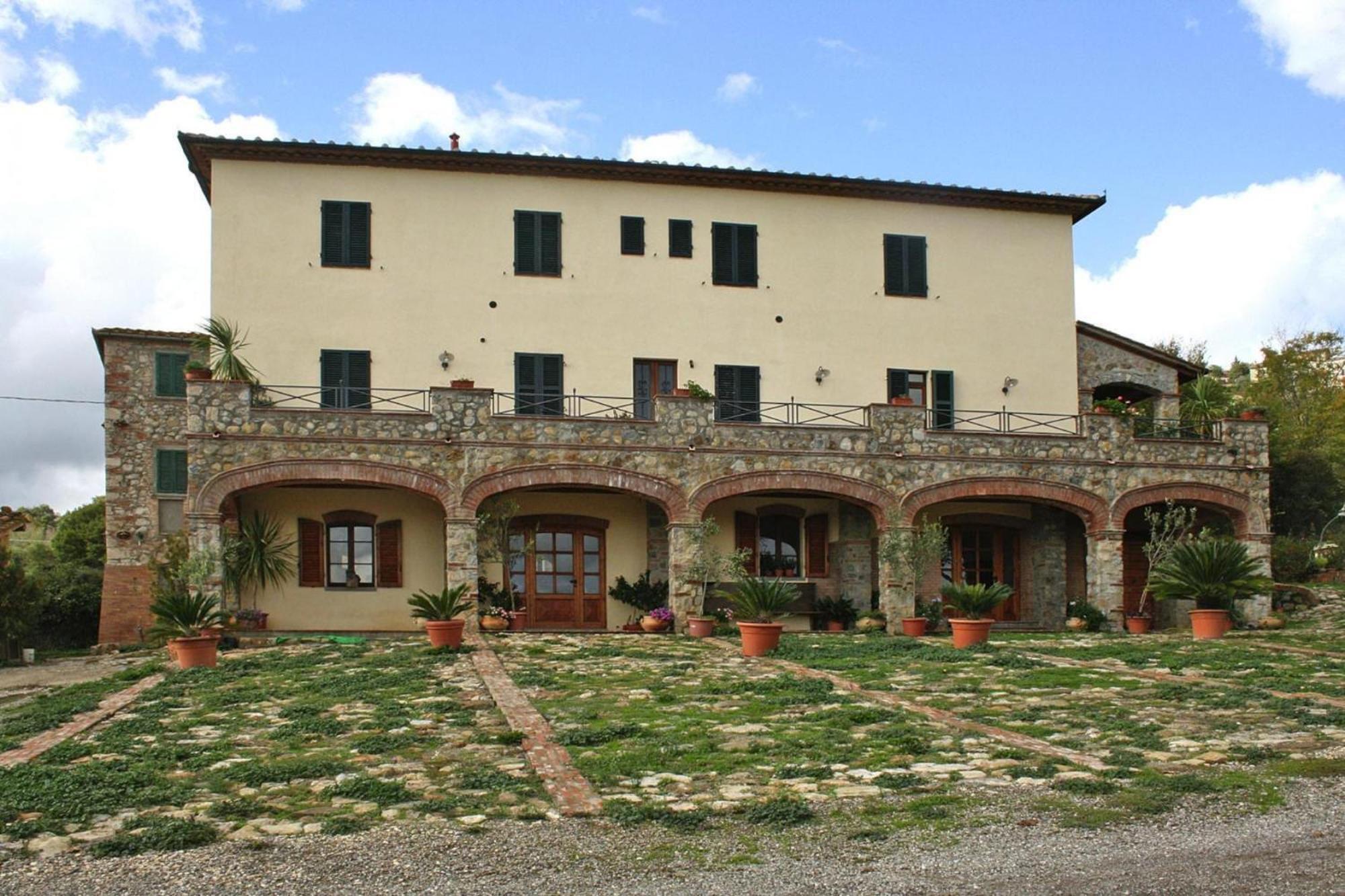 Apartment In Chiusdino With Terrace 外观 照片